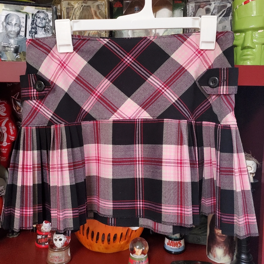 90s Short School Girl Skirt
